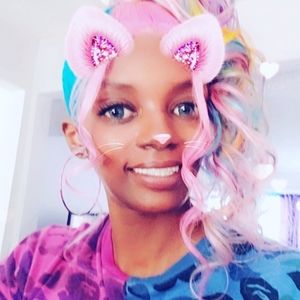 Meet your Posher, Lakesha